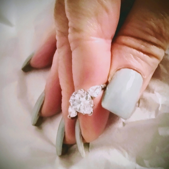 Pear-shaped  White Sapphire Fashion Ring - Picture 11 of 13